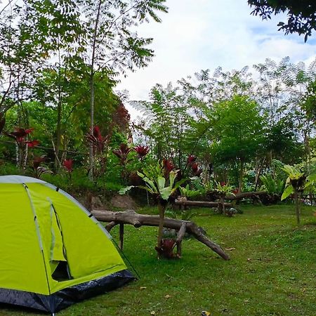 Tapian Asri Camp Hotell Bukittinggi Eksteriør bilde